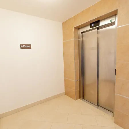 Rezidence Palmovka Apartment *